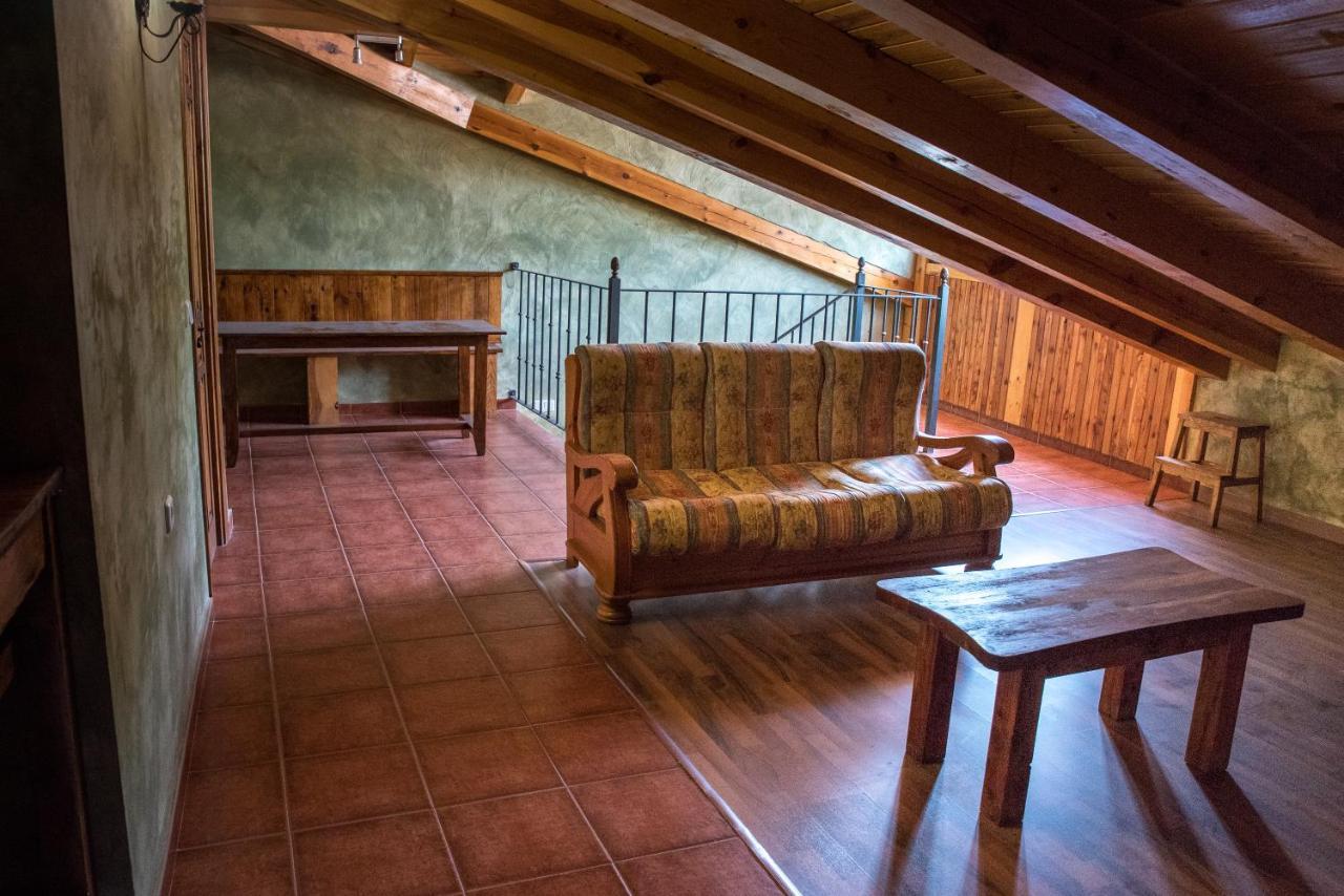 Hospedaje Rural Casa Parri Poveda de la Sierra Buitenkant foto
