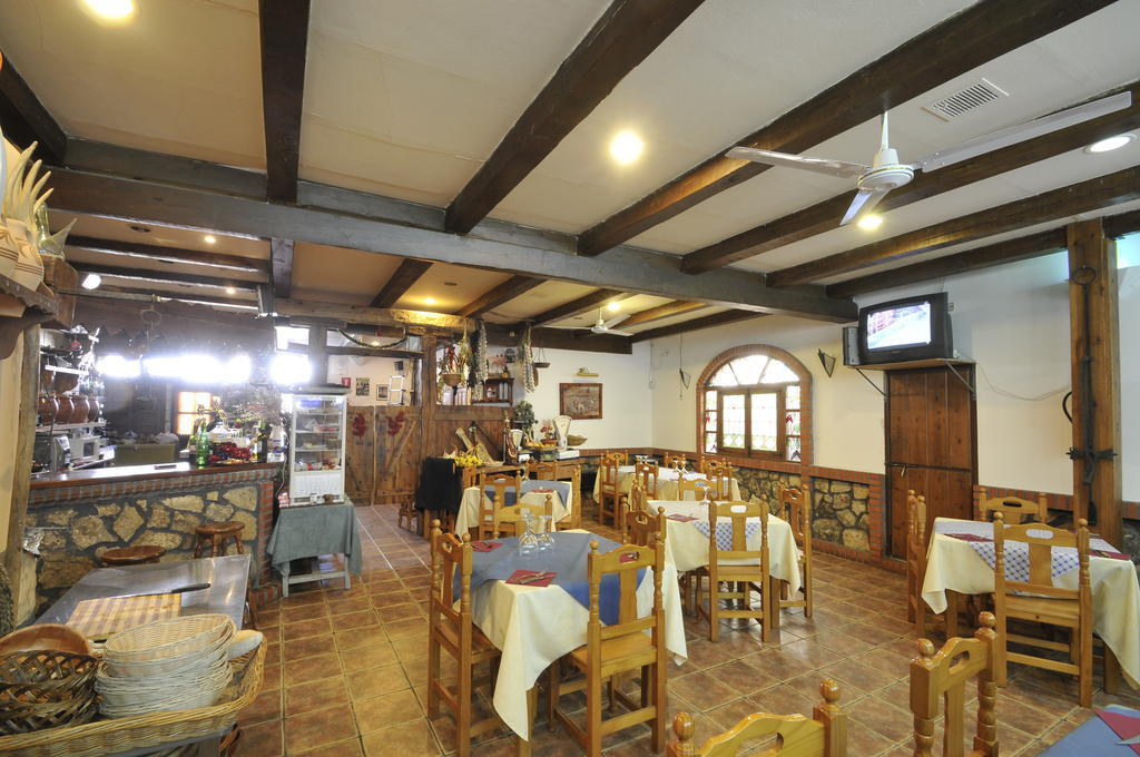 Hospedaje Rural Casa Parri Poveda de la Sierra Buitenkant foto